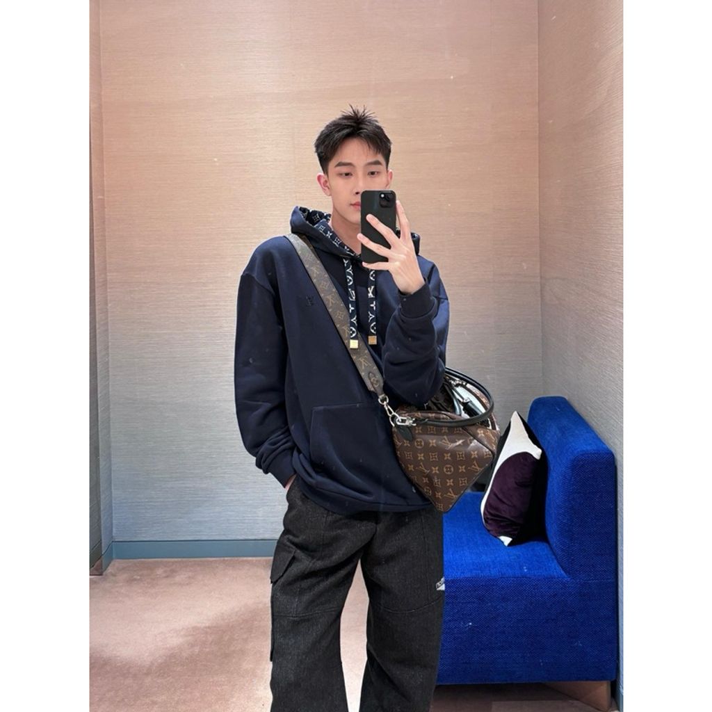 tw-11134207-7rasm-m2qzl8ltn9m32b