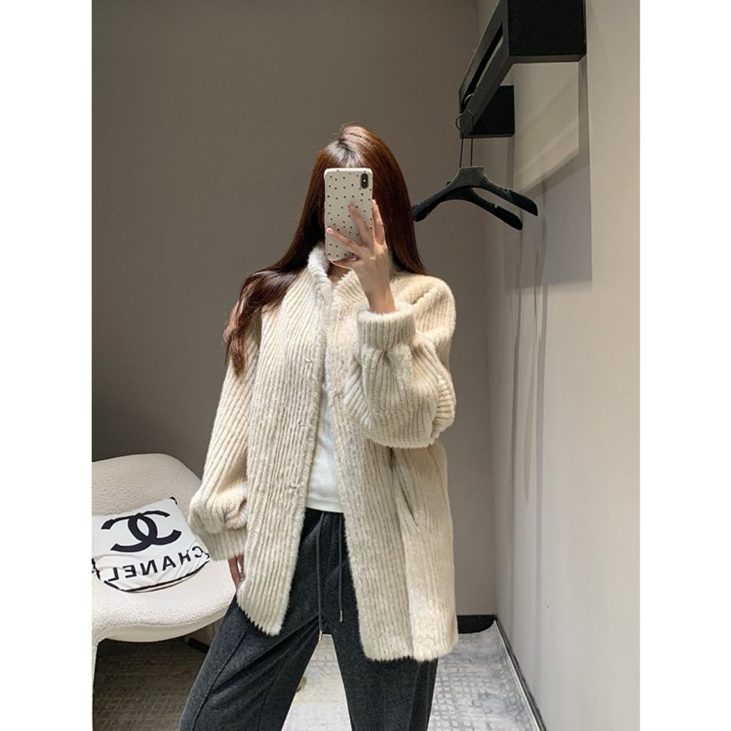 tw-11134207-7ras9-m2l67g4oq4jvad