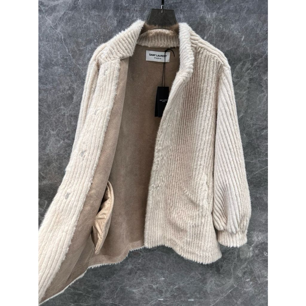 tw-11134207-7rasj-m2l5gaqv8qyz21