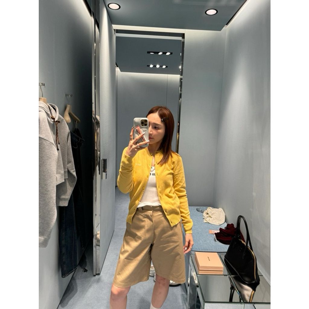 tw-11134207-7rasg-m2m16w6n4hnvb0