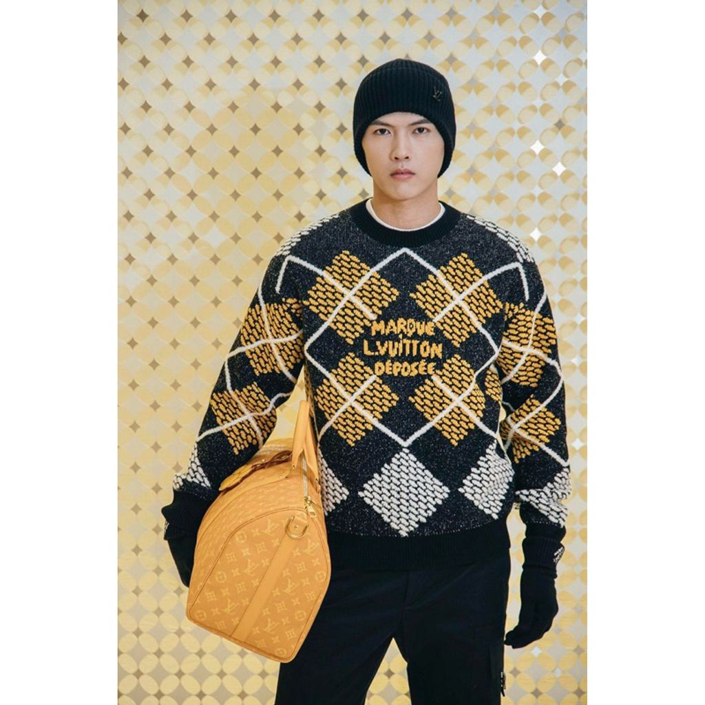 tw-11134207-7rasc-m2qz5sr32k4r4e