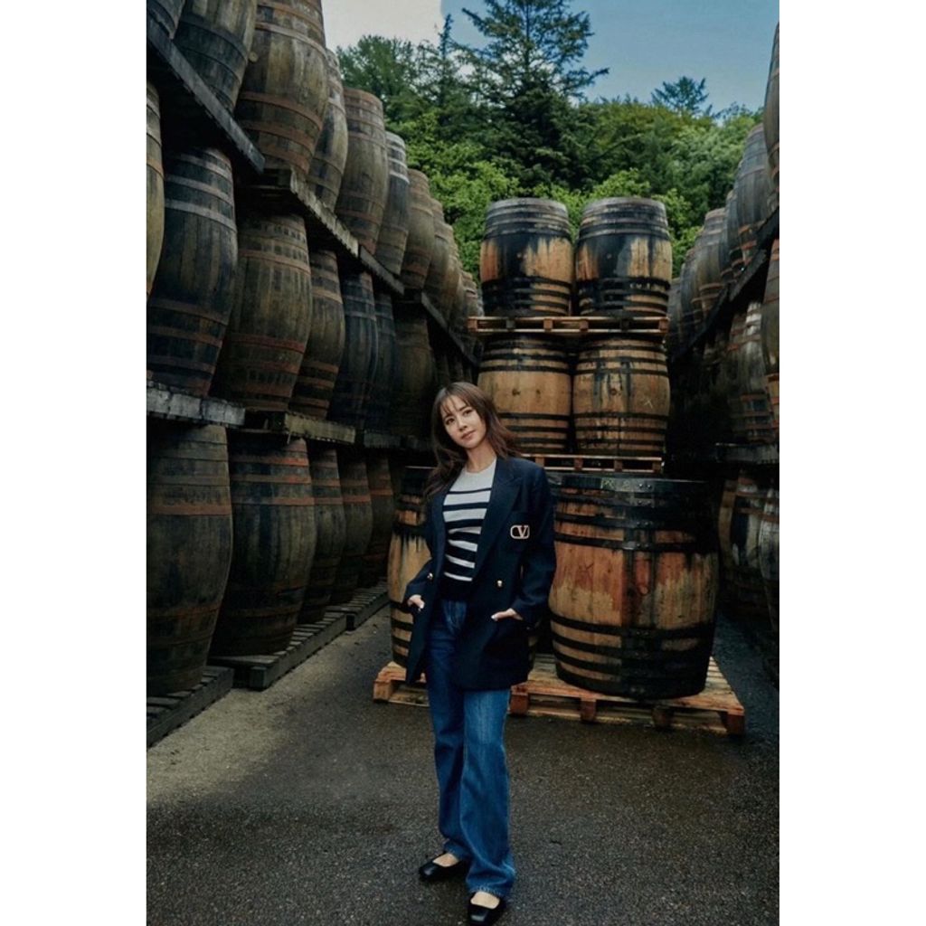 tw-11134207-7ras8-m2jwyrsk1ubpb9