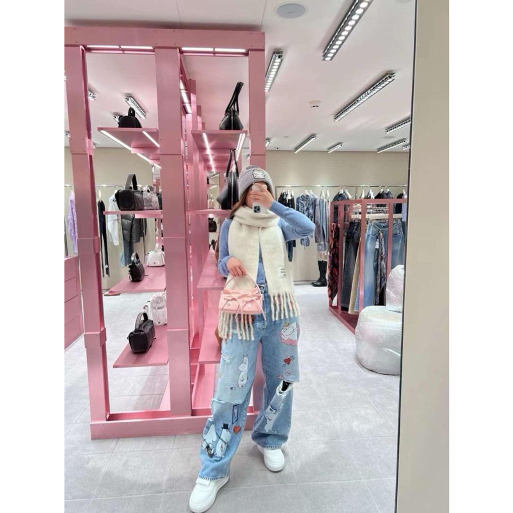 tw-11134207-7ras8-m2y0s33wrrt764