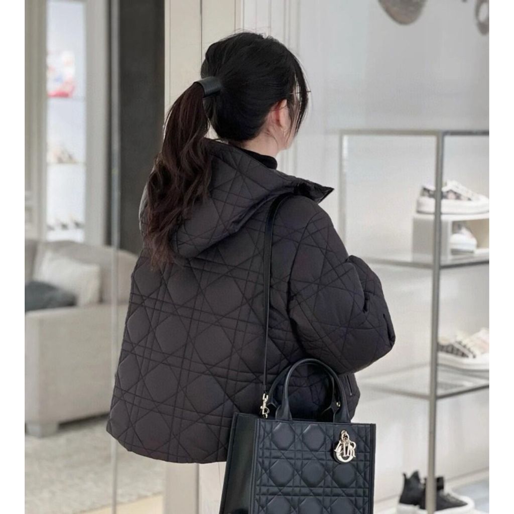 tw-11134207-7rasm-m2wnf1bhye90b5