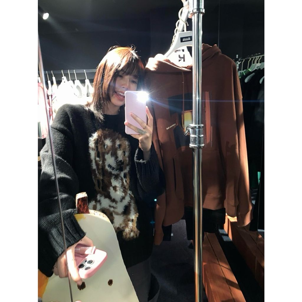 tw-11134207-7rasf-m2wnzne27wdg8b