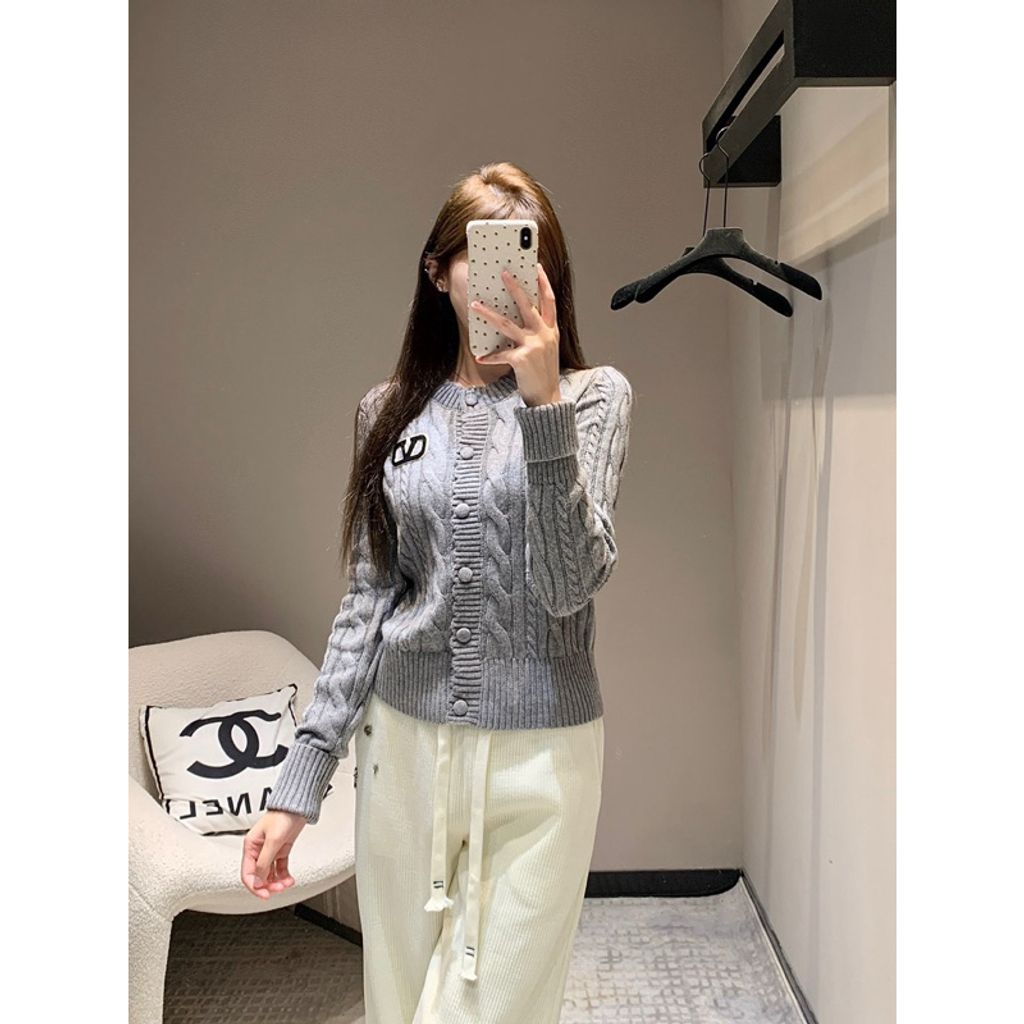 tw-11134207-7rasf-m2twrdqn7iqsd7