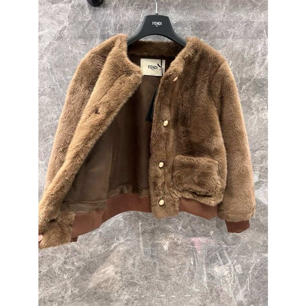 tw-11134207-7ras9-m2xopxkdjan8fb