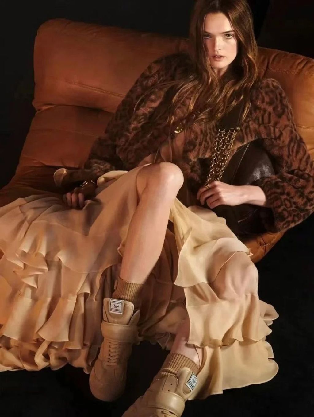 chloe-1732550409-3509209590694148416-560379617-6776480ba8921