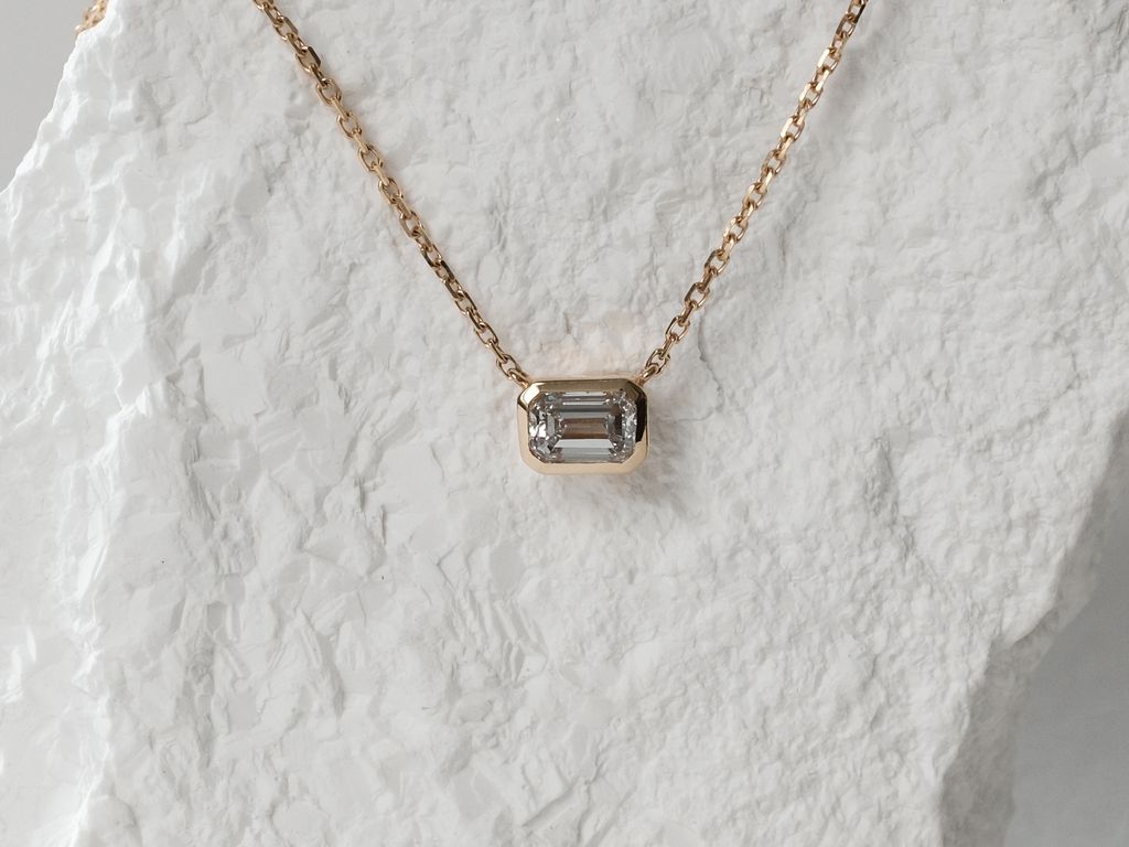Esmé Frame Emerald