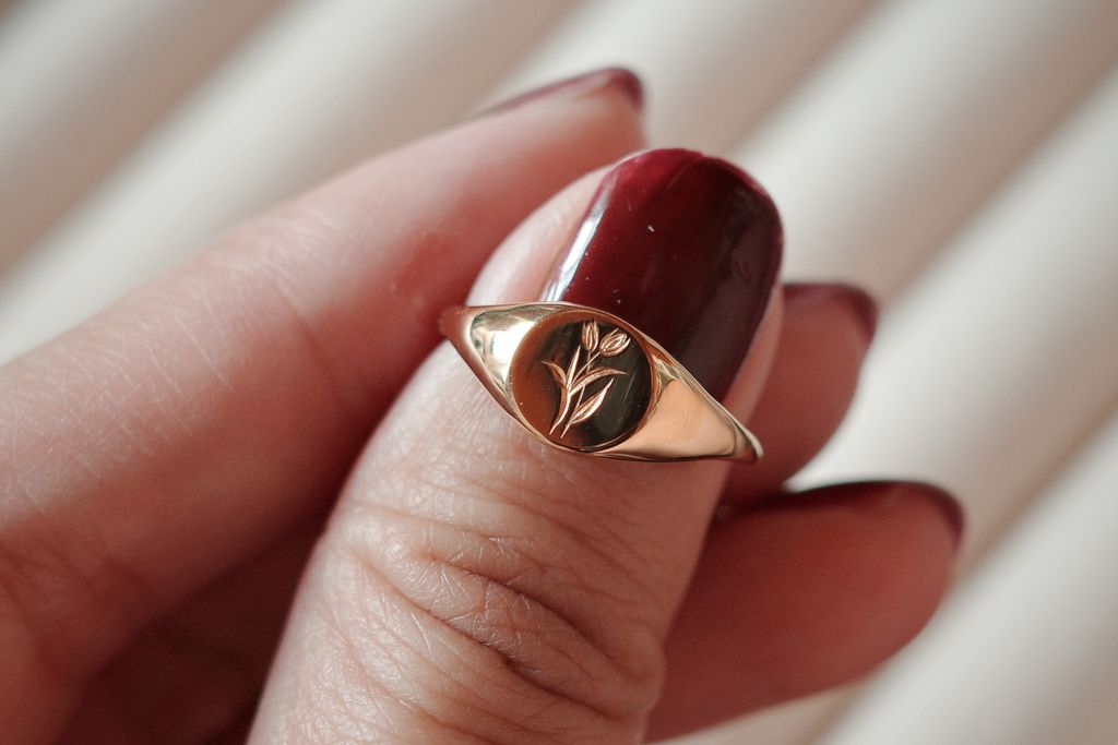Round signet