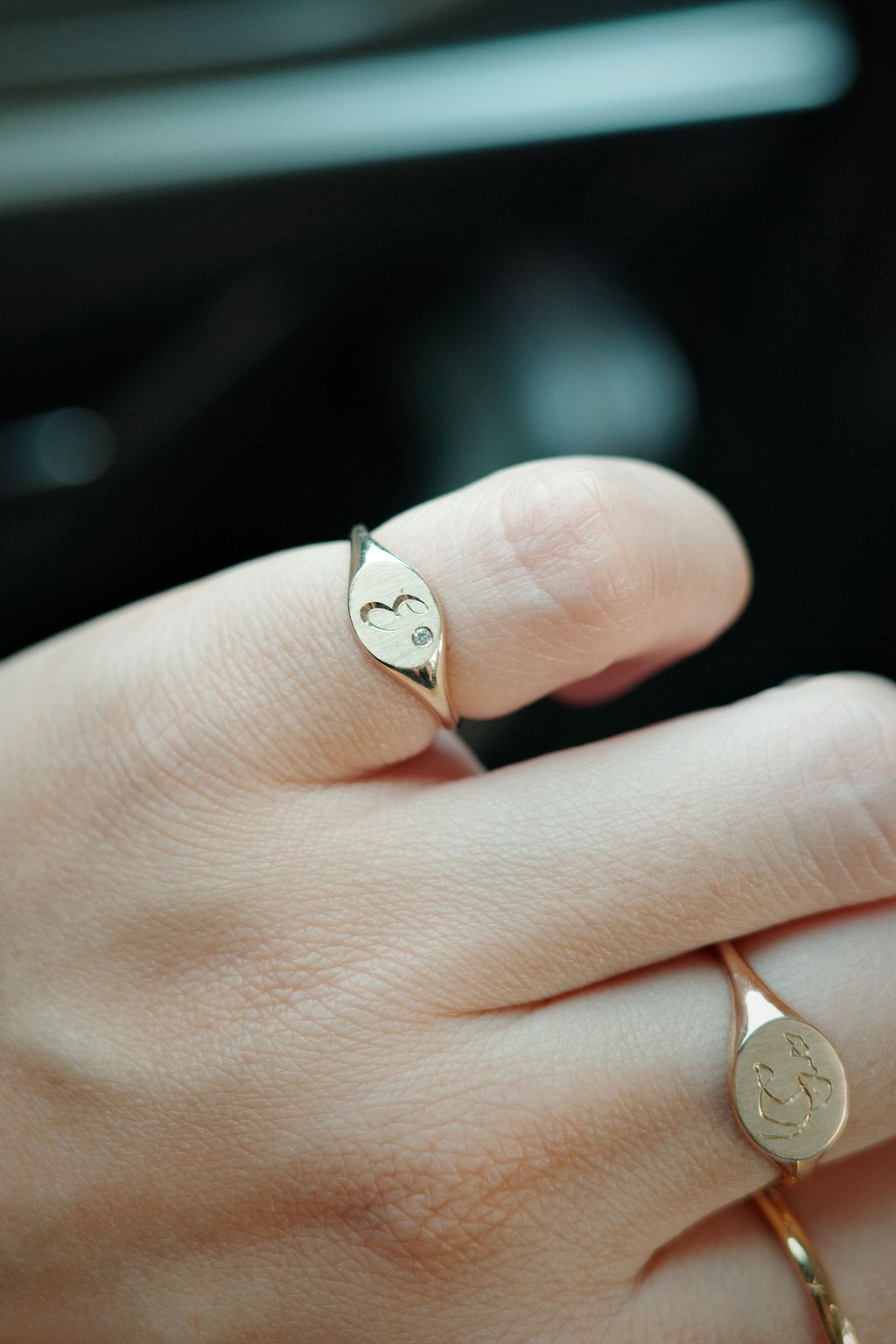 mini oval signet