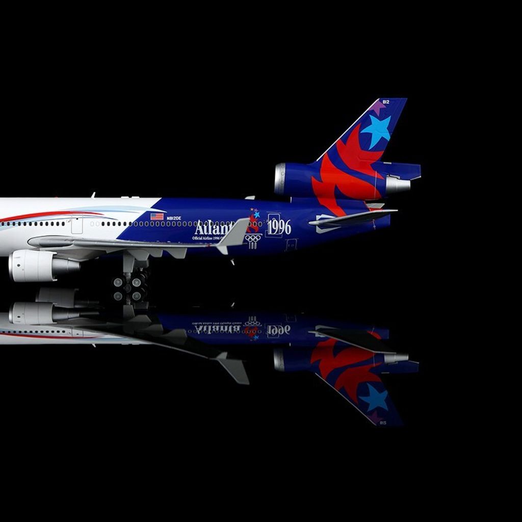 tw-11134207-820l9-mlowyo5keebl66