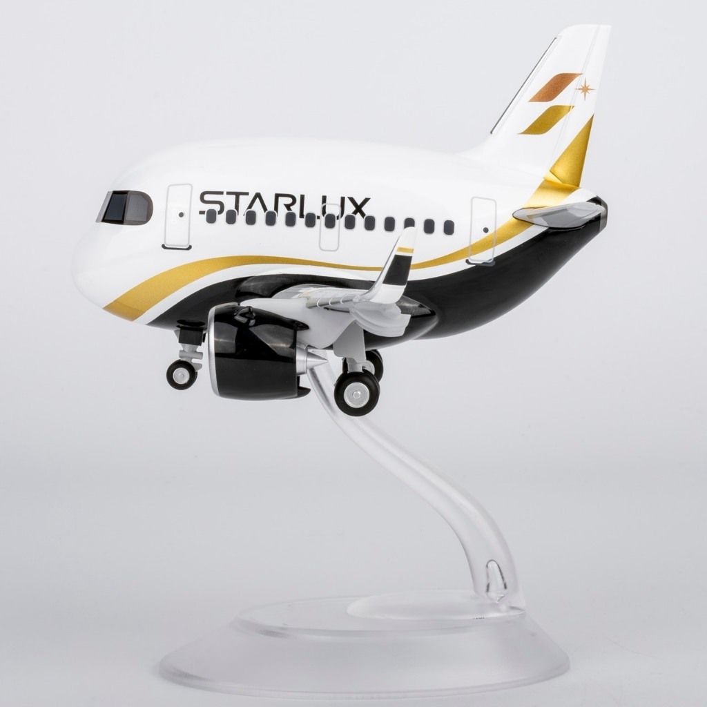 tw-11134207-820la-mm33o44sho1x02