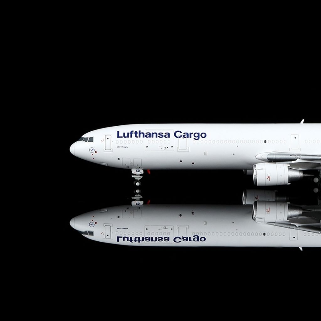 tw-11134207-820la-mnbli515pukg8d