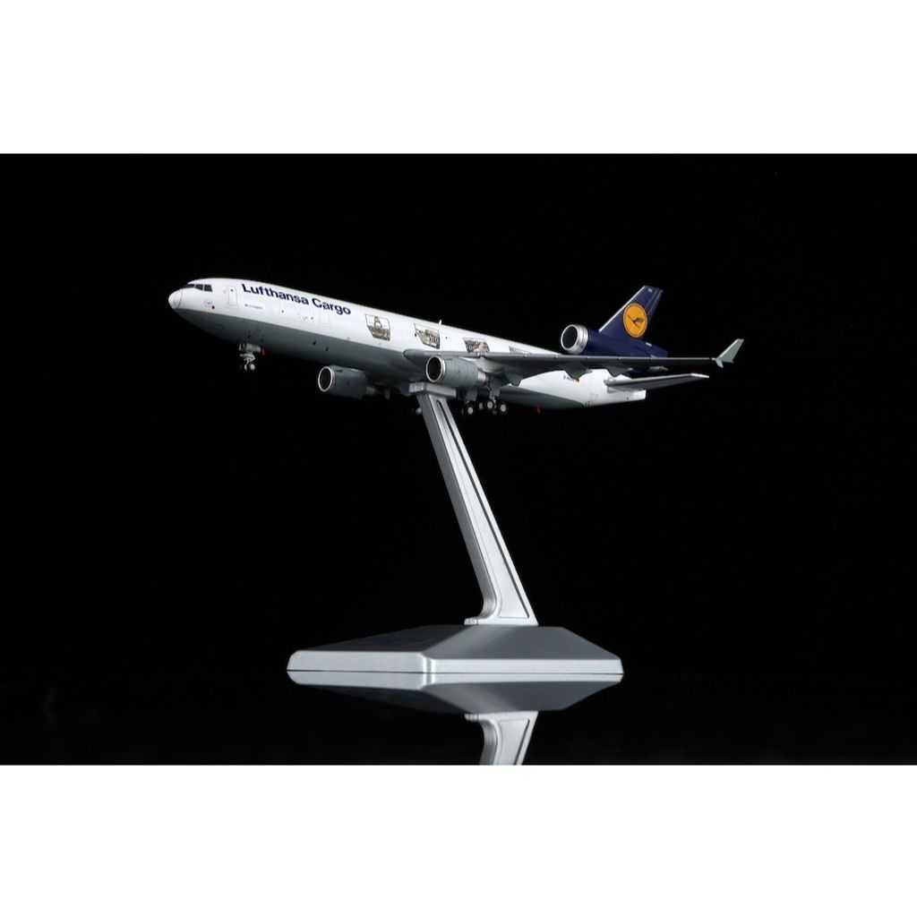 tw-11134207-820la-mnbmh6woaz2edc