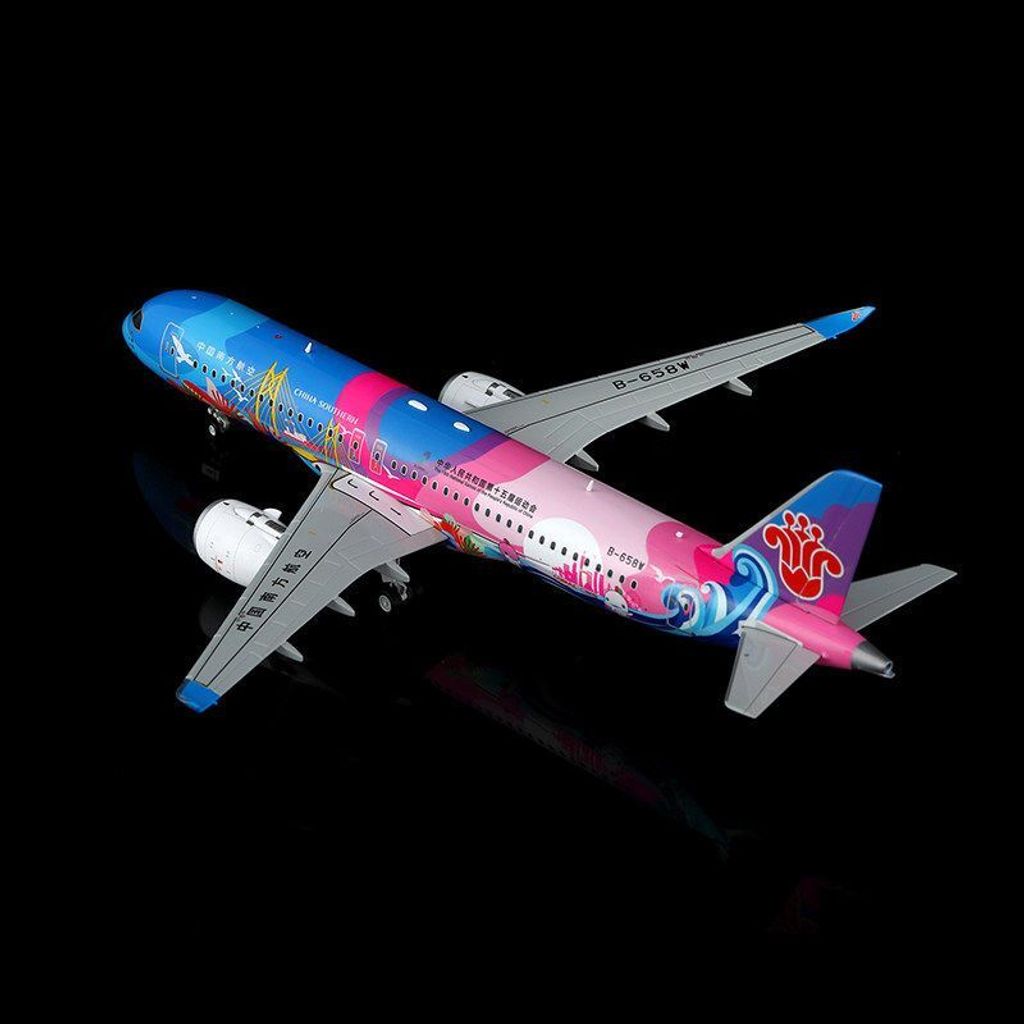 tw-11134207-820l4-mmcsx8akd24i62