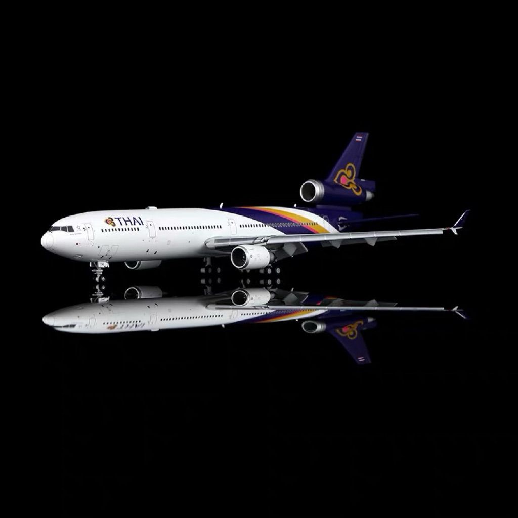 tw-11134207-820lf-moeqkf4612bl8b