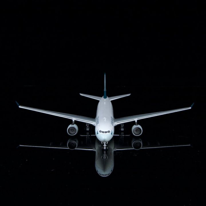 tw-11134207-820lc-moeuaw5b4sgc60