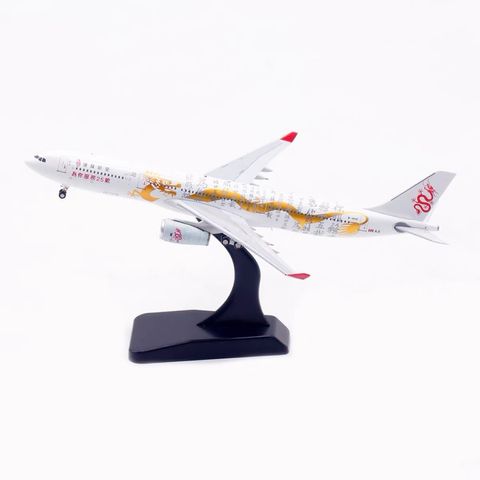 tw-11134207-820le-moeq76fedc019e