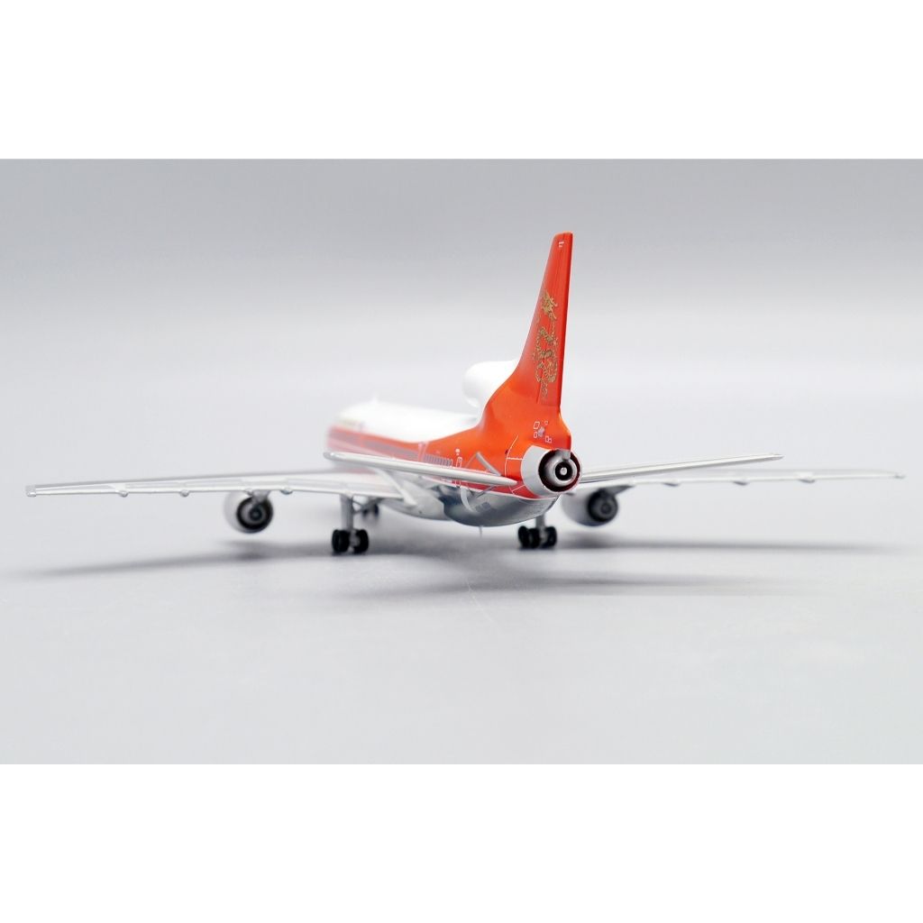 tw-11134207-820li-mohvo295fg244e