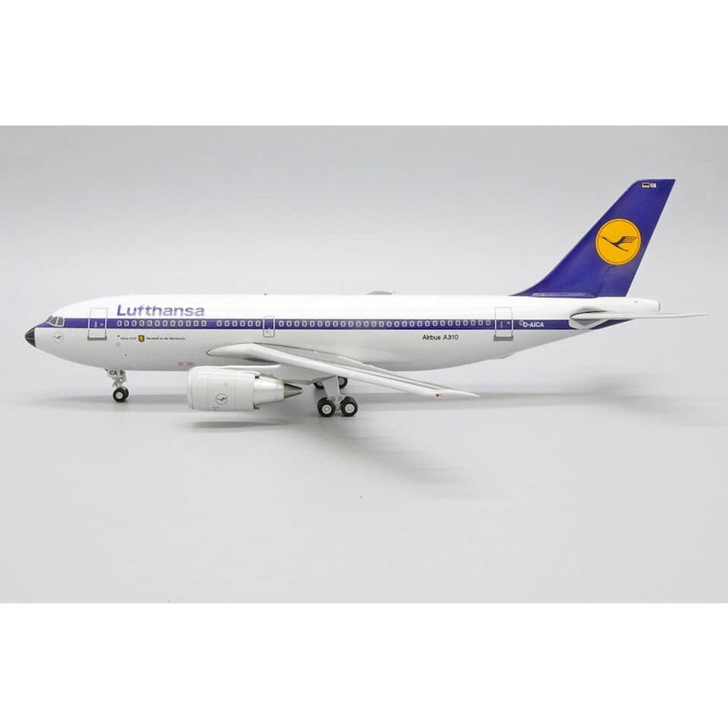 tw-11134207-820li-moj728h0flsf02