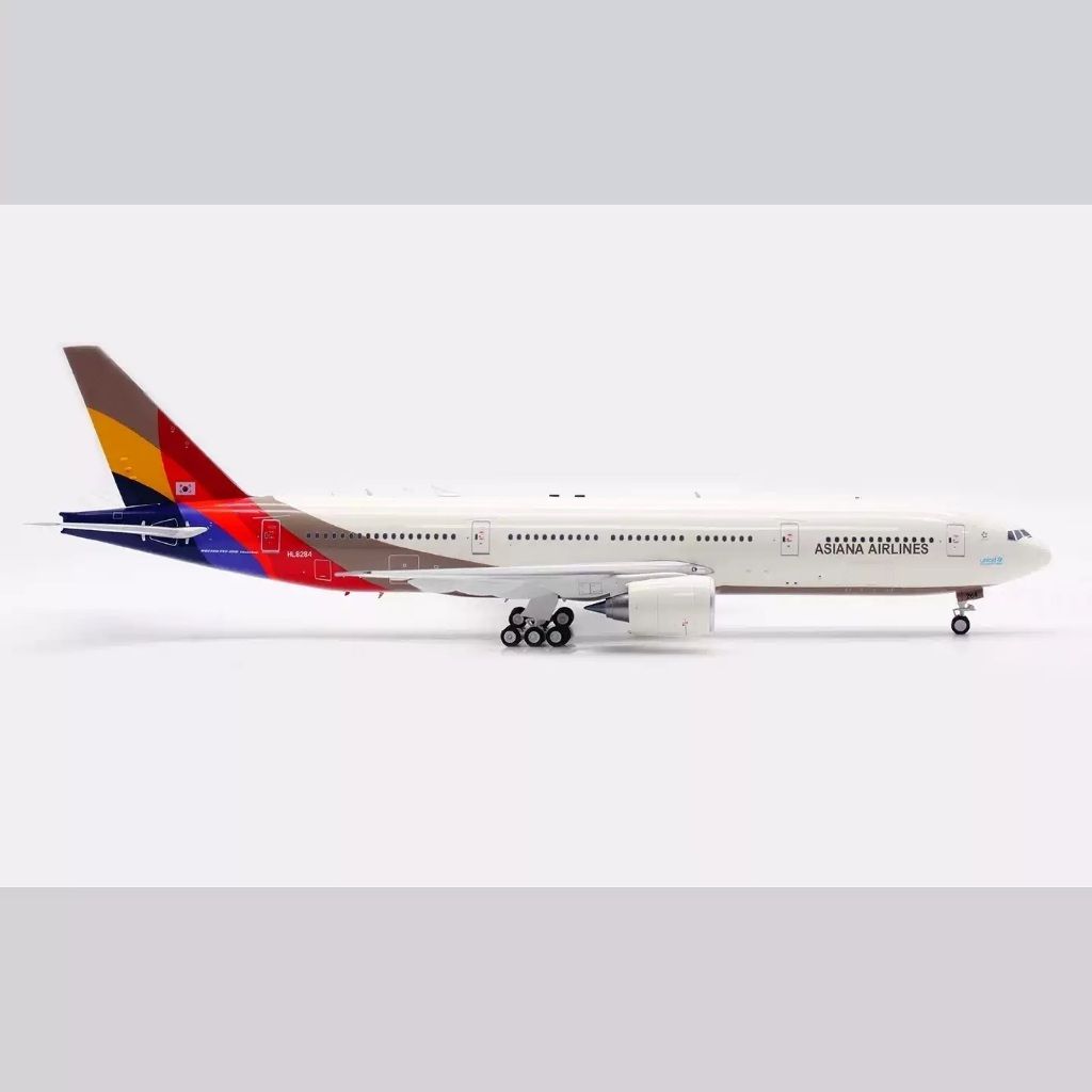 tw-11134207-820la-moi2f3lvzbil21