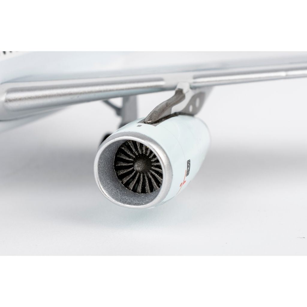 tw-11134207-820l8-mojamt4salmpd7