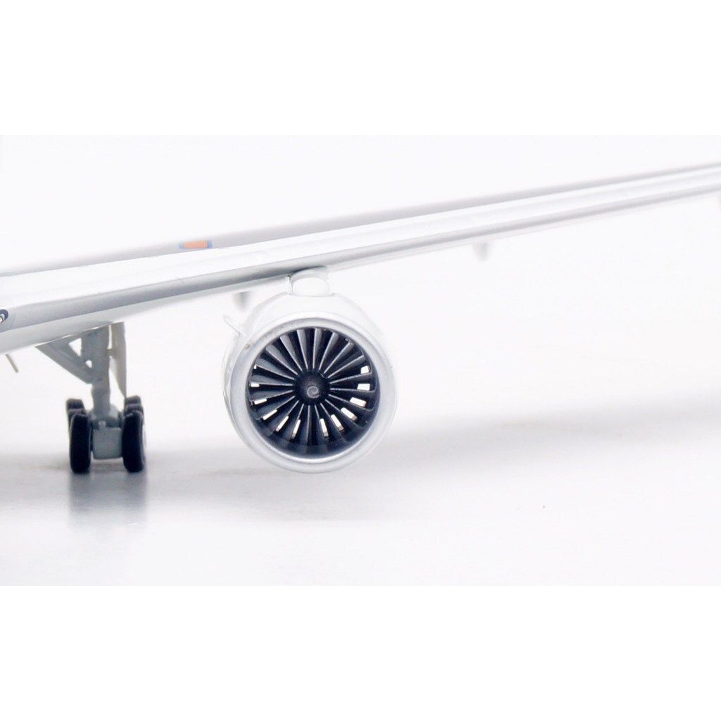 tw-11134207-820lg-mojd7yastngvc0