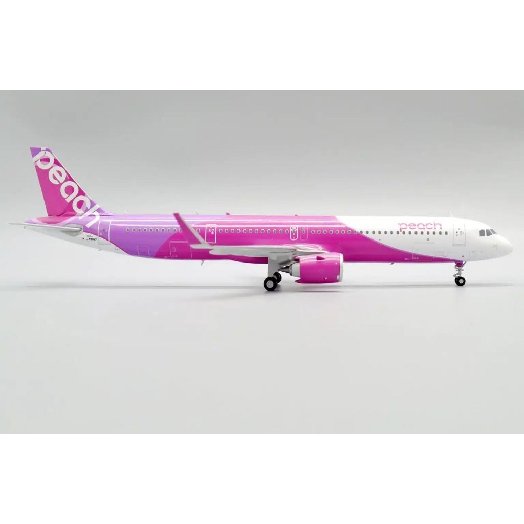 tw-11134207-820l7-moewzgmh0nih16