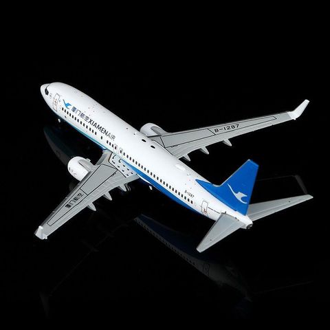 tw-11134207-820lc-moje9y9fafi8fc