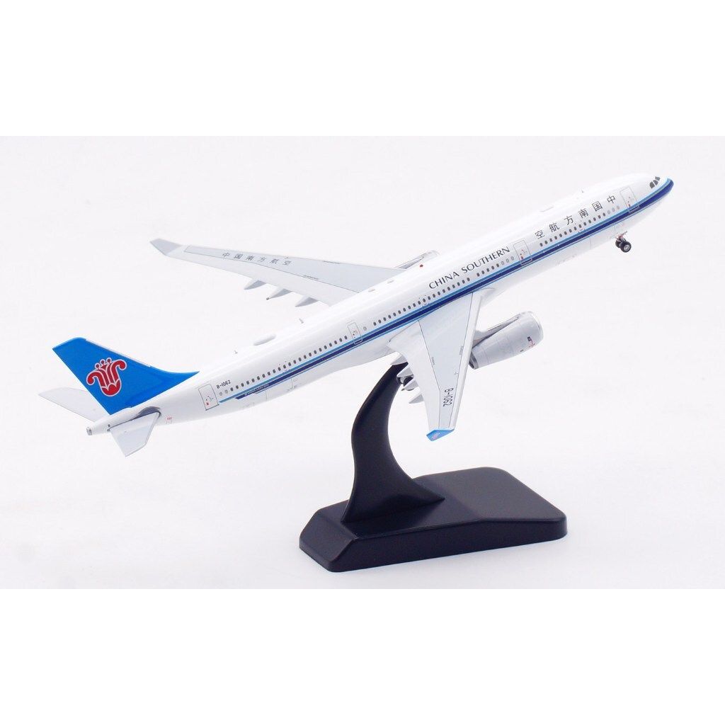 tw-11134207-820l5-mojejwc7xxqma6