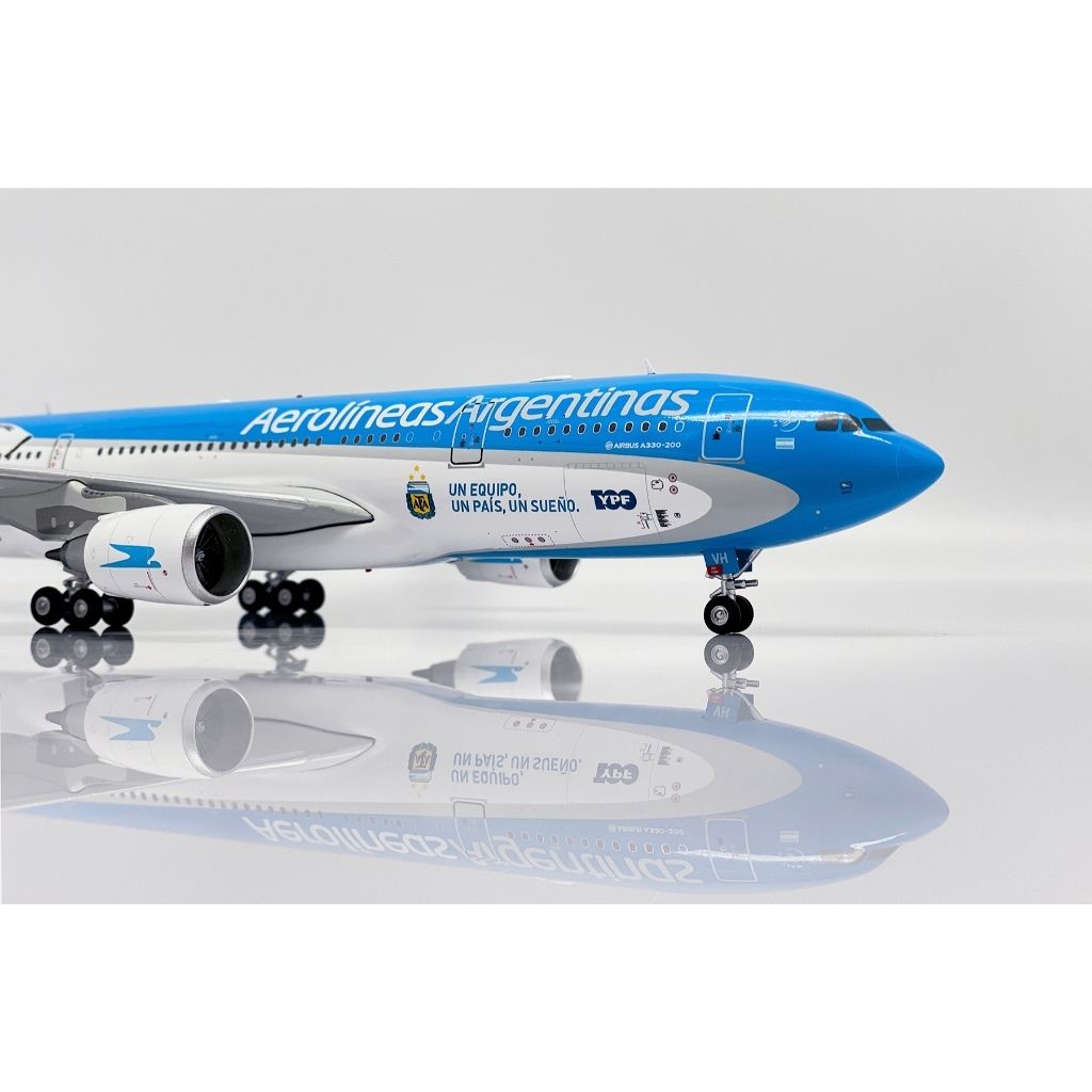 tw-11134207-820le-mojfvinmu9z6fc