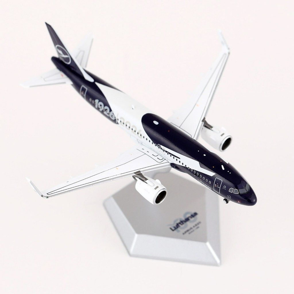 tw-11134207-820ld-moopijat572909