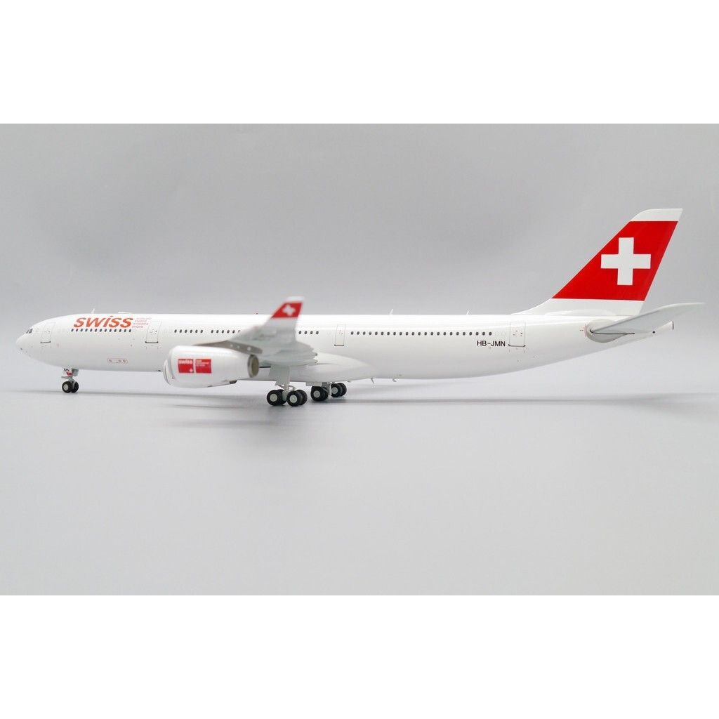 tw-11134207-820li-moowiya7kglq46