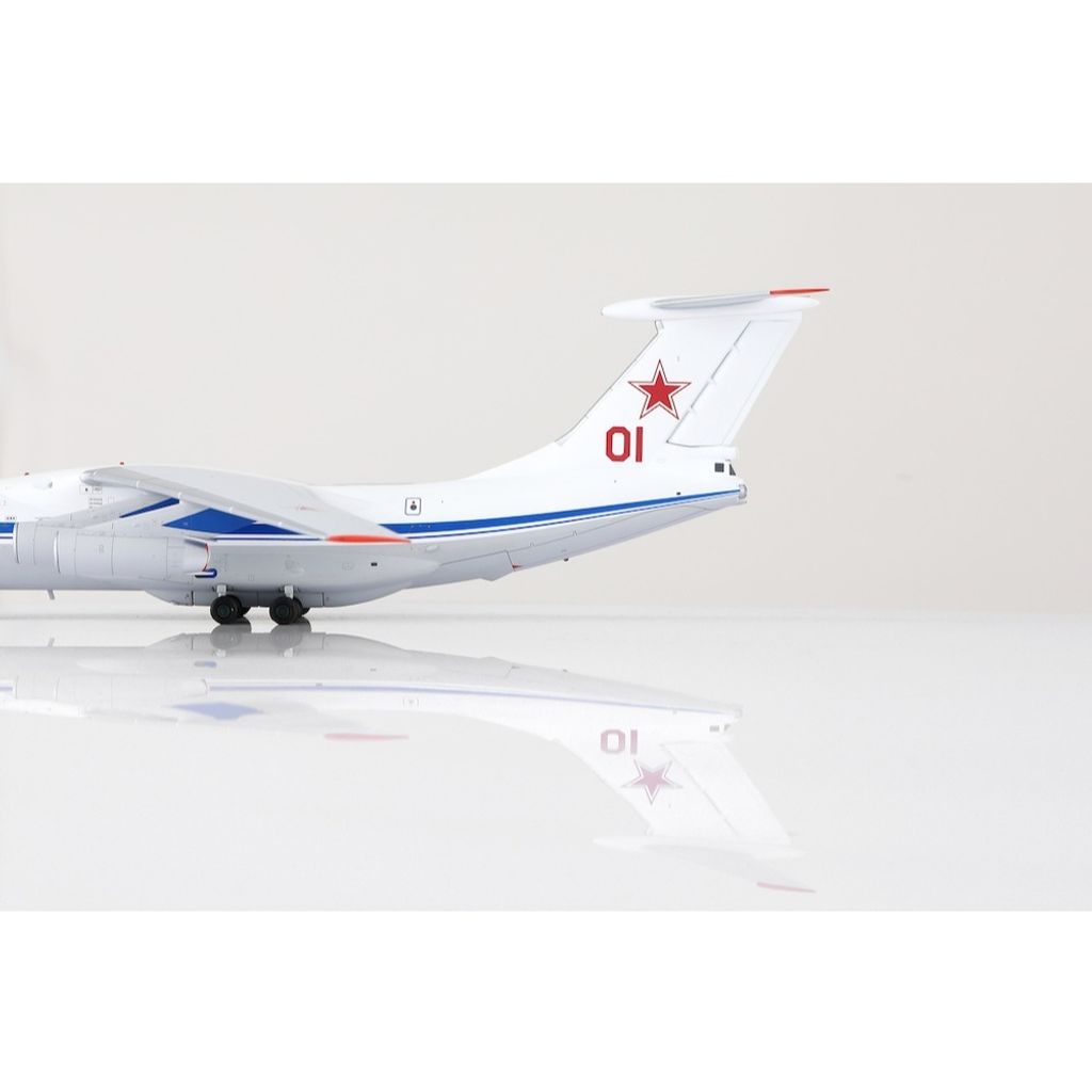 tw-11134207-820l9-mop1lj5a74ea12
