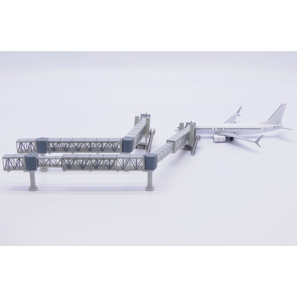tw-11134207-820la-mpg725uchg5n42