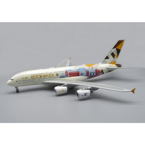 tw-11134207-820lg-mpx92u0k03yk9b