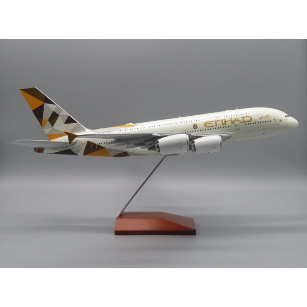 tw-11134207-820le-mpx8zls88feoa9