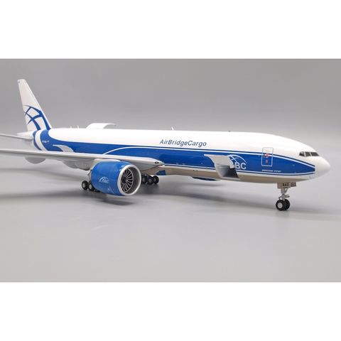tw-11134207-820la-mrfd85sdg9af49