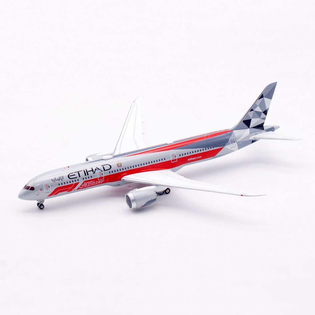tw-11134207-820la-mrwi9suqzpxge7