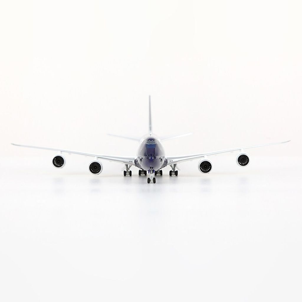 tw-11134207-820l6-ms5kkjx32i9t21