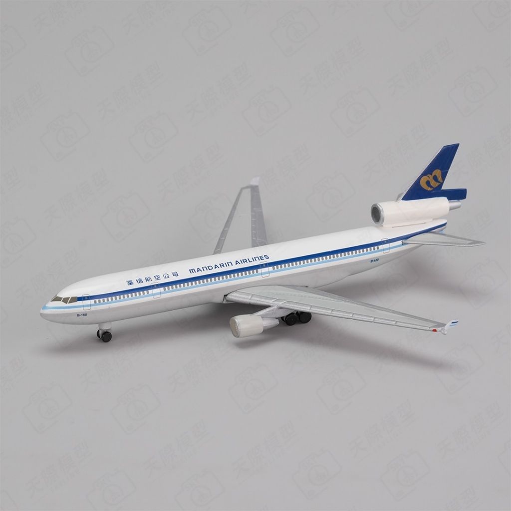 tw-11134207-820le-mss40nu72q6974
