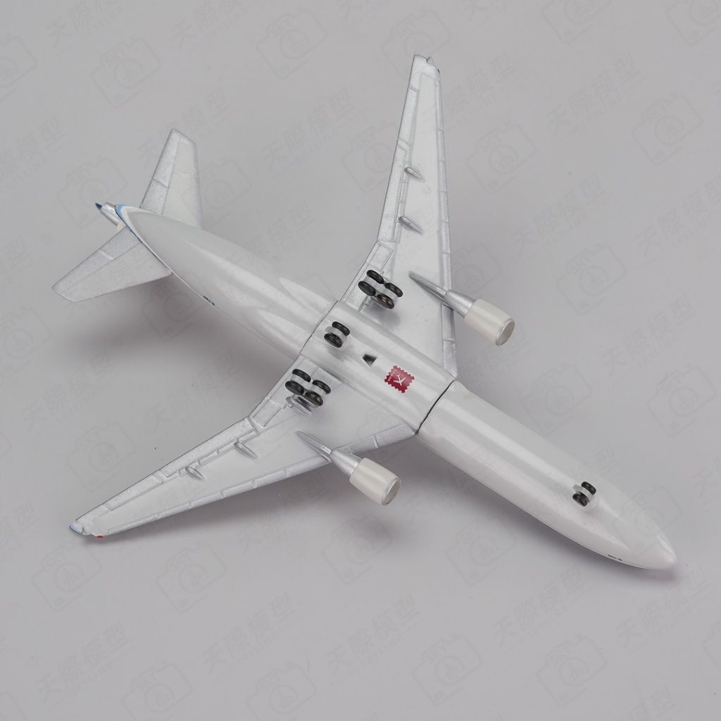 tw-11134207-7rbka-m6e1ertur7o868