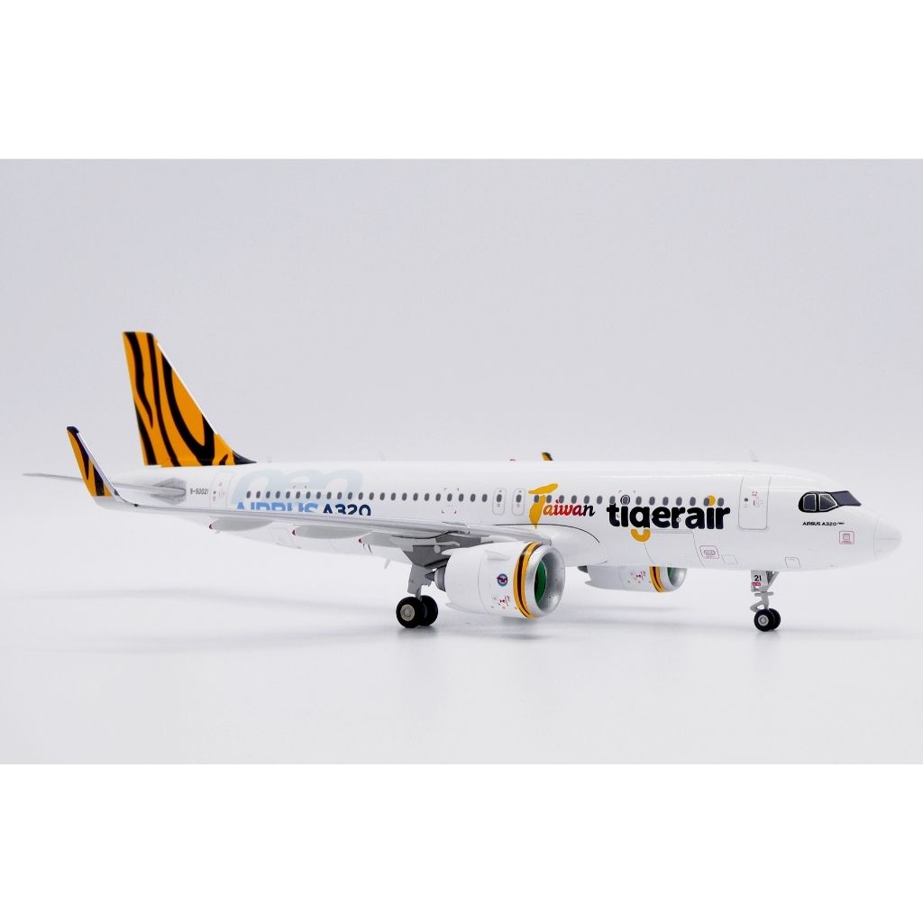 tw-11134207-7ra0i-mcuycin1lu96b0