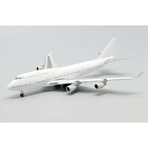 tw-11134207-81ztn-mewcdq282jnq1b