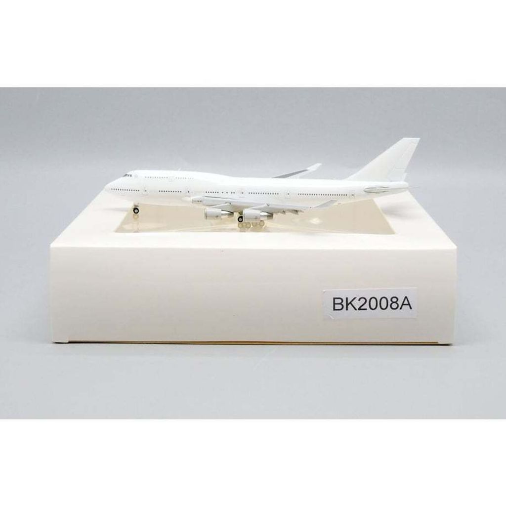 tw-11134207-81ztm-mewcdq22ubk545