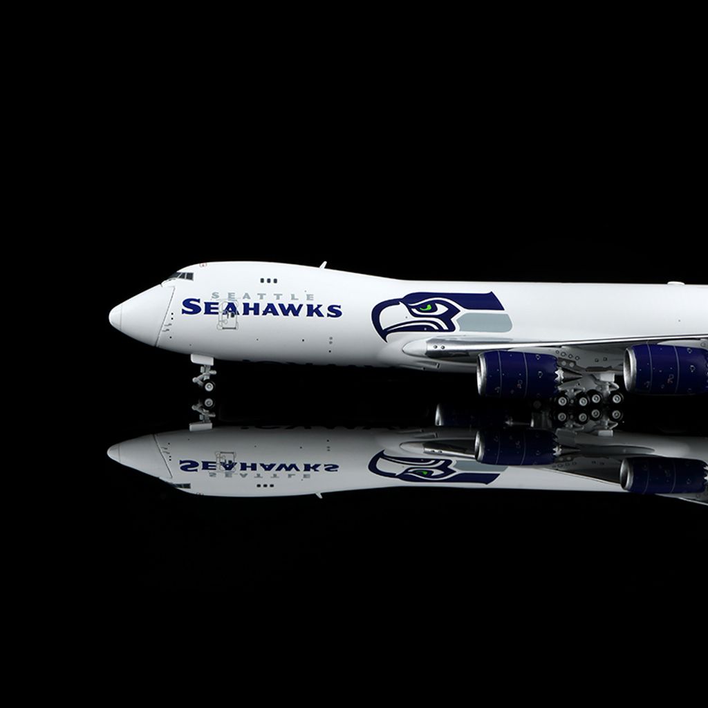 tw-11134207-81ztf-mewejm6uo3y9c8