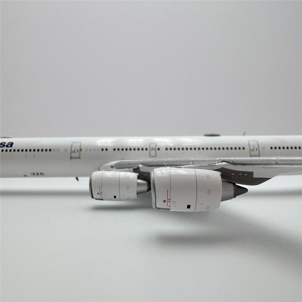 tw-11134207-81ztq-mewdpp2z6x3b34