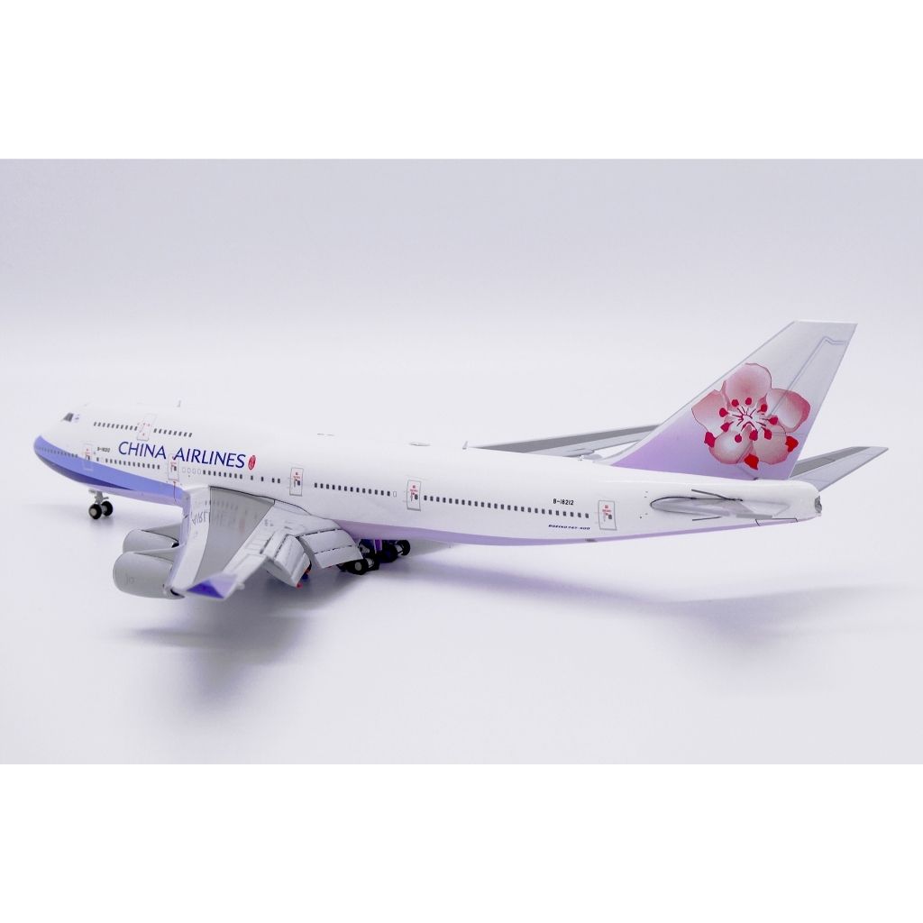 tw-11134207-81ztd-mewbua0jusqu9d