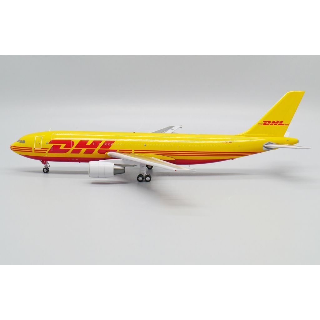 tw-11134207-81ztq-mezuewexxfyl6d